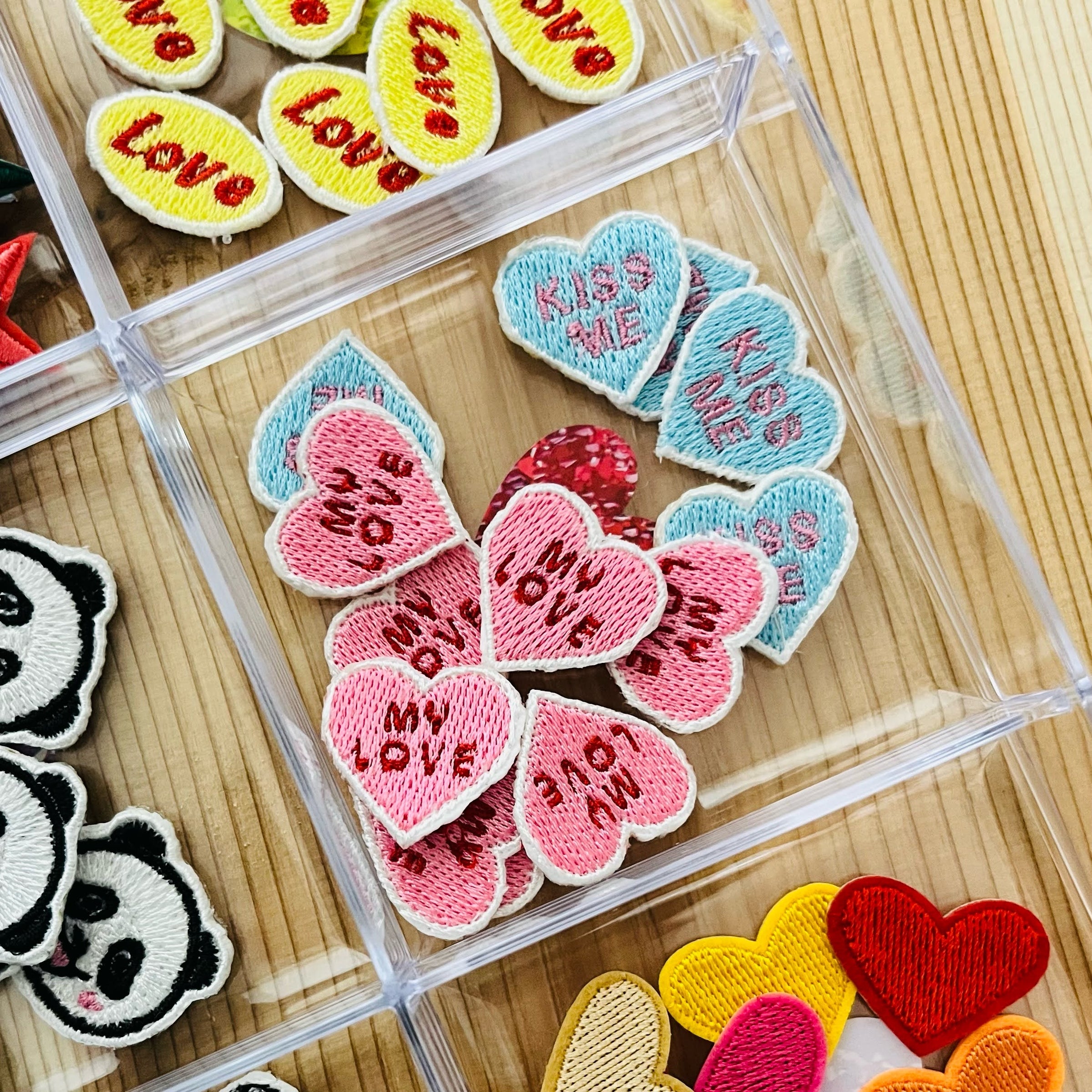 MY LOVEピンクハート刺繍ワッペン - 小サイズ1枚 | ハンドメイド